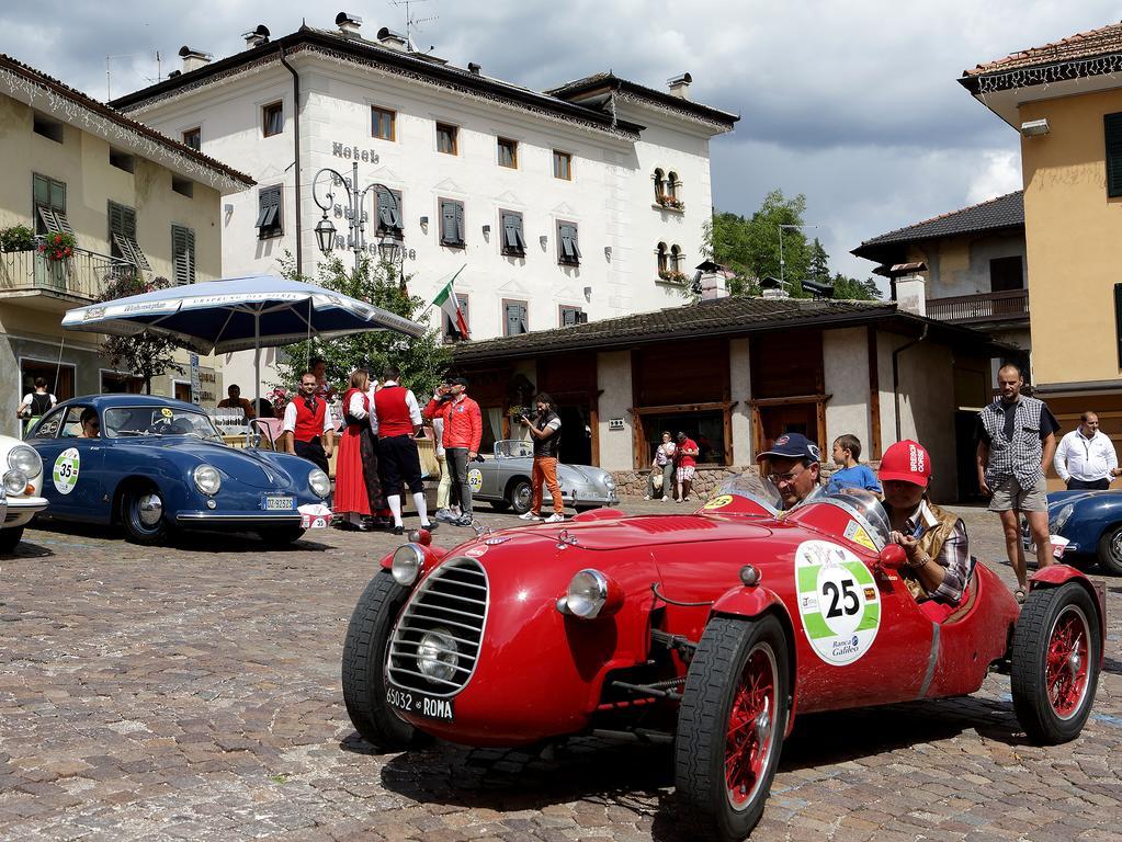 Historic Hotel Ristorante La Stua カヴァレーゼ エクステリア 写真