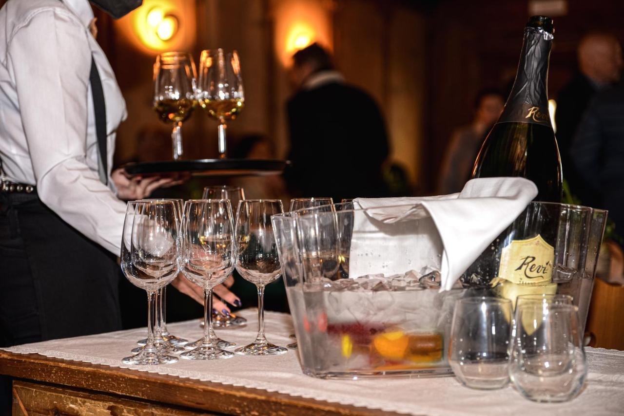 Historic Hotel Ristorante La Stua カヴァレーゼ エクステリア 写真