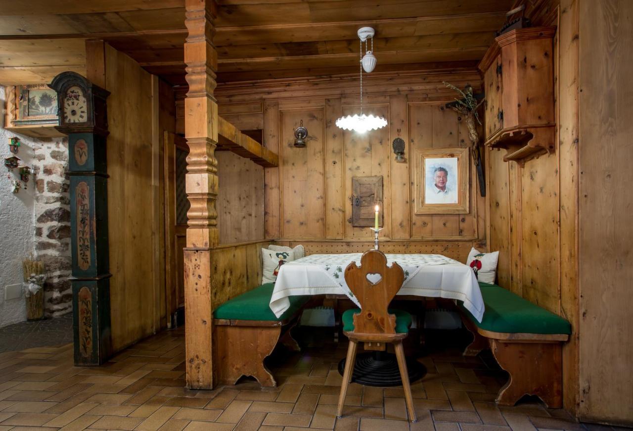 Historic Hotel Ristorante La Stua カヴァレーゼ エクステリア 写真