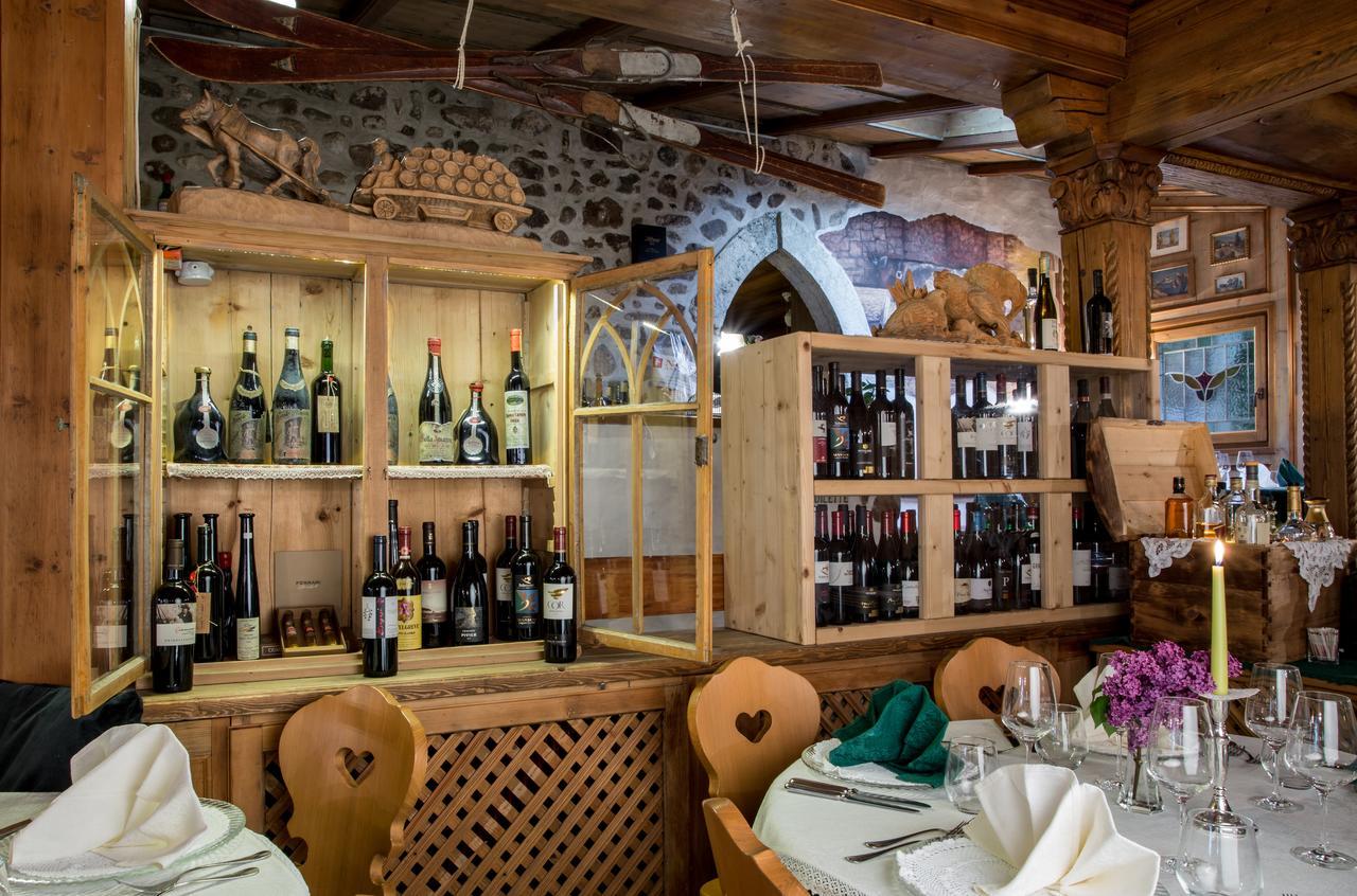 Historic Hotel Ristorante La Stua カヴァレーゼ エクステリア 写真